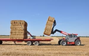 Ramassage de la Paille et du Fourrage